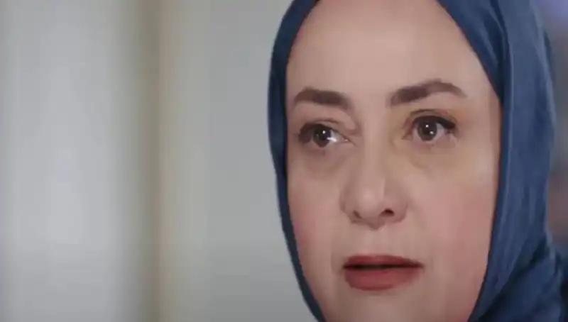 Kızılcık Şerbeti'nin Başrol Oyuncusu Pembe Diziden Ayrılıyor mu?