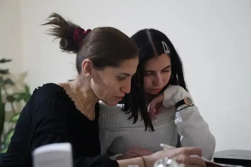 Çocuk Yaşta Evlilik ve Kanser: 16 Ameliyatla Yaşam Mücadelesi