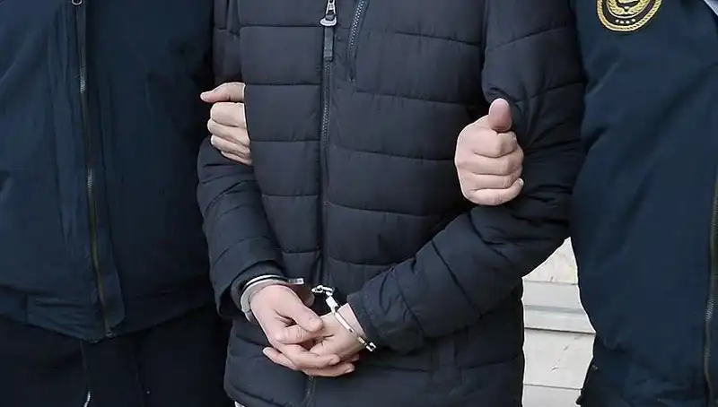 Samsun'da Aranan Firari Hükümlü, Polisin Takibiyle Yakalandı