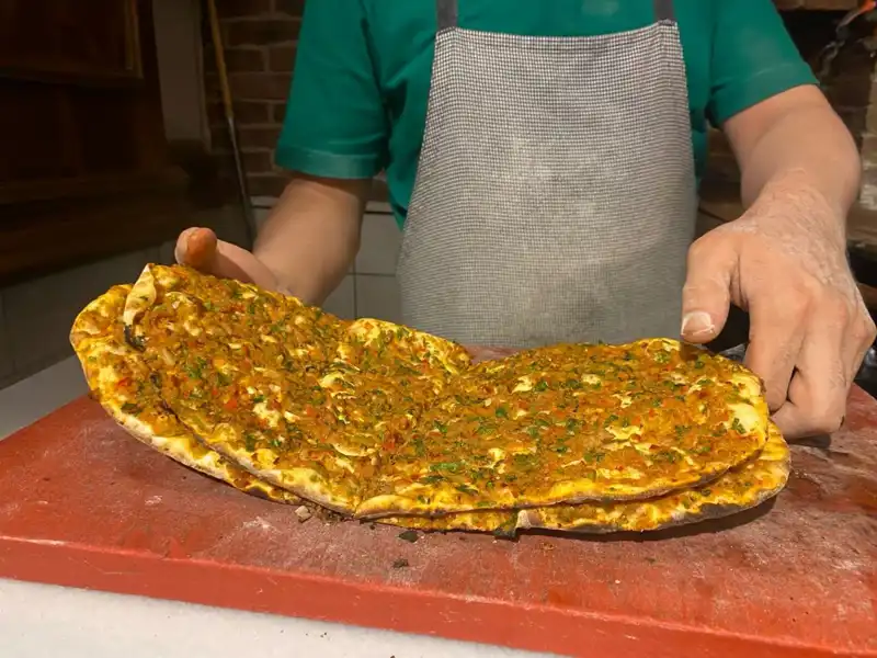İstanbul'da Lahmacun Fiyatları: Semtler Arasında Neden Bu Kadar Fark Var?
