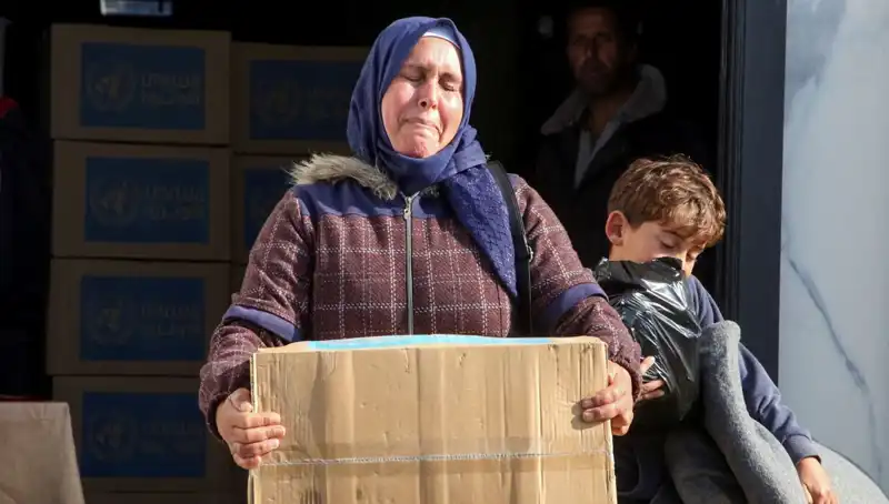 İnsani Kıyım: İsrail Gazze'deki Yardım Girişlerini Neden Durdurdu?