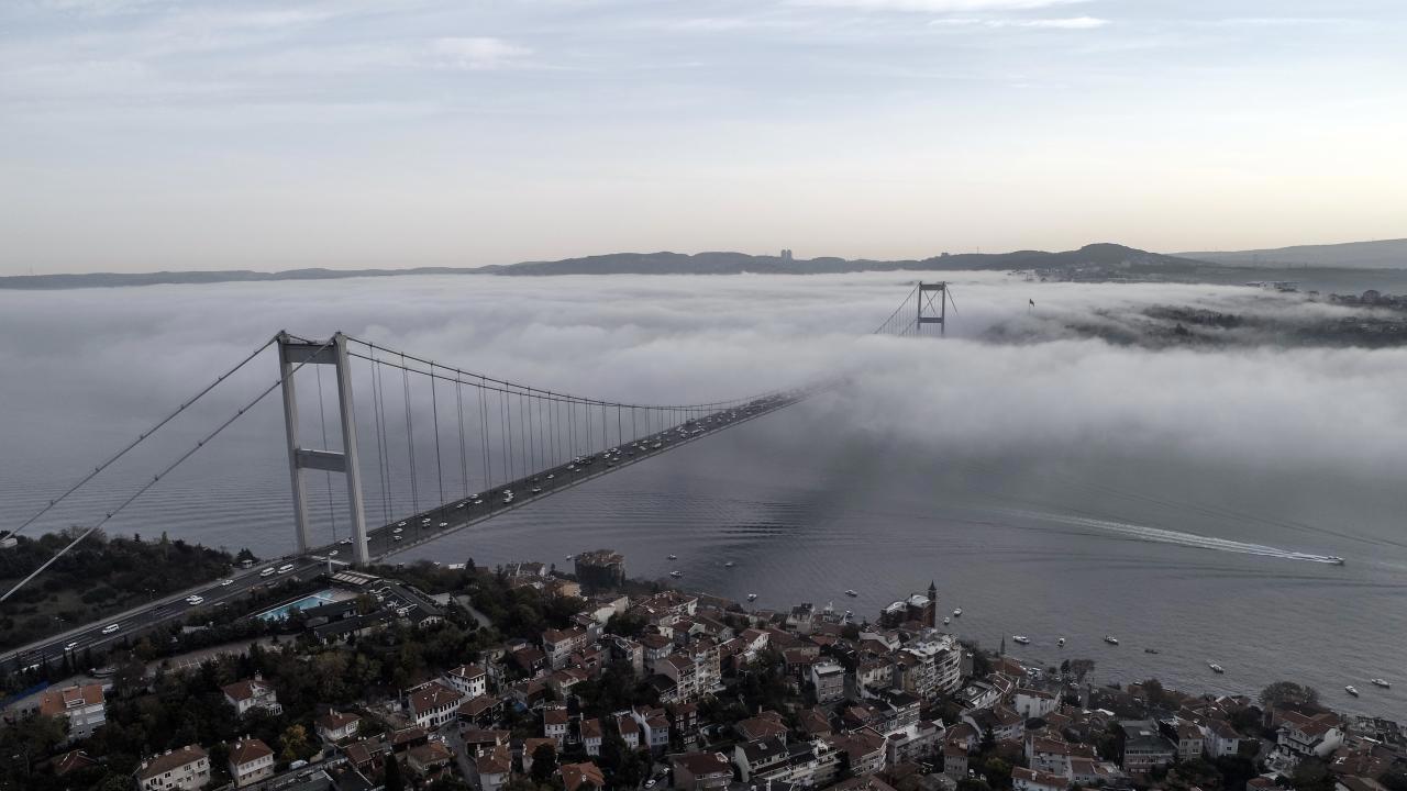 İstanbul Boğazı'nda Gemi Trafiği Bir Süreliğine Kapatıldı