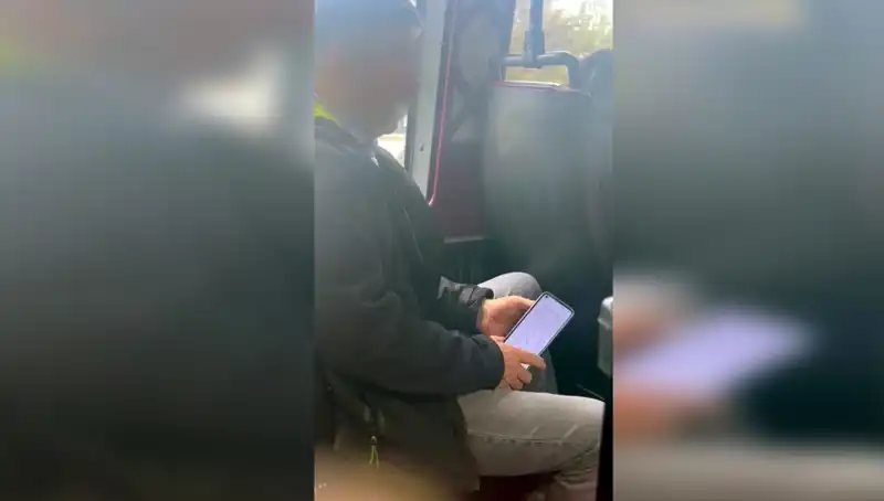 Minibüste Genç Kızı Taciz Eden Şüpheli, Hızla Yakalandı!