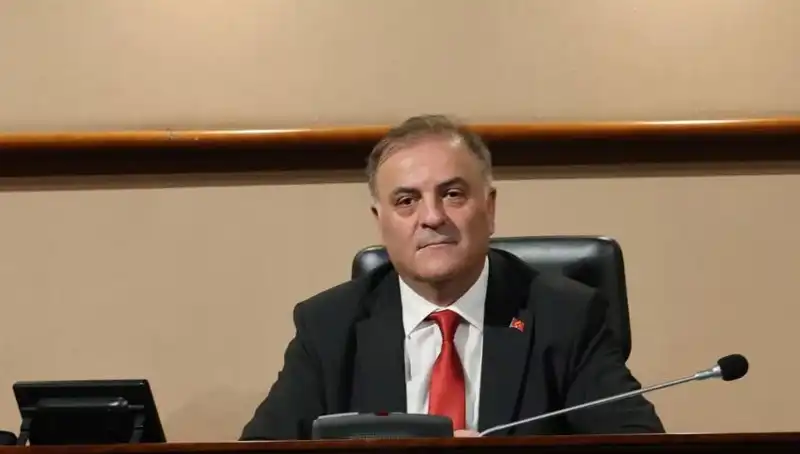 Nuri Aslan: İBB Başkanvekili'nin Hayatı, Kariyeri ve Vizyonu