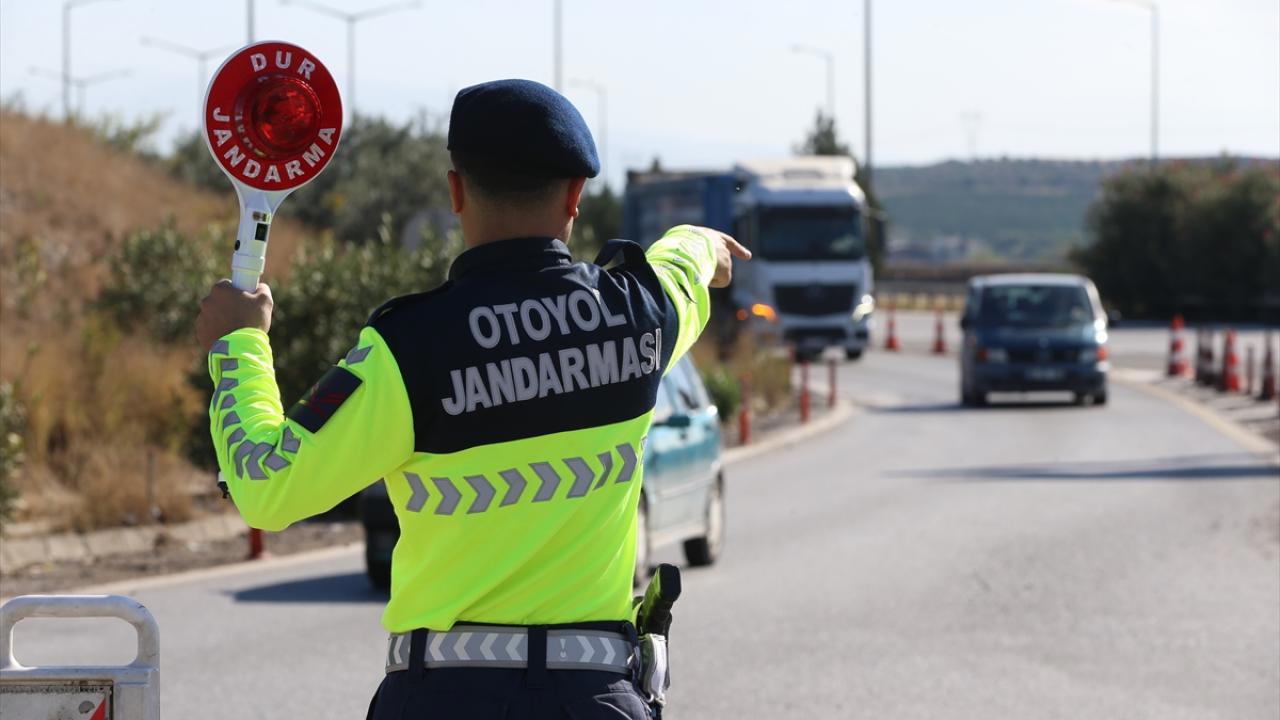 Trafik Denetimlerinde 2,7 Milyon Araç Kontrol Edildi