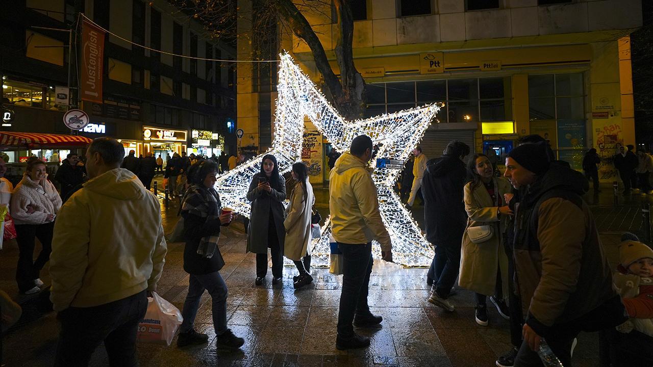 İstanbul'da Yılbaşı Gecesi Tedbirleri Arttırıldı