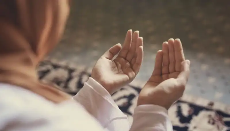 Kadir Gecesi Namazı Nasıl Kılınır? Rekat Sayısı ve Detayları