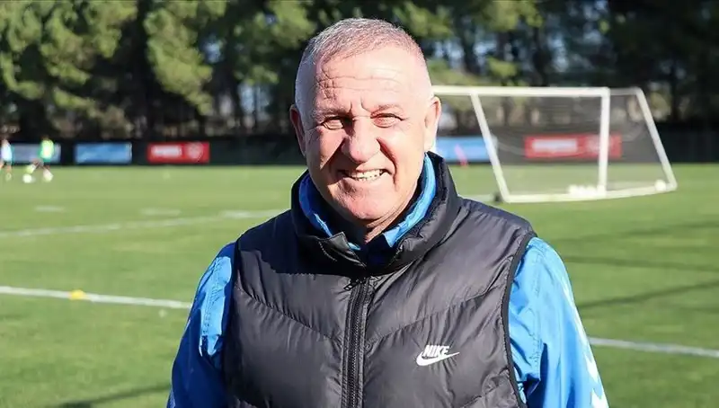Ankaragücü, Mesut Bakkal'la Yollarını Ayırdı: Nedenleri ve Gelecek Planları