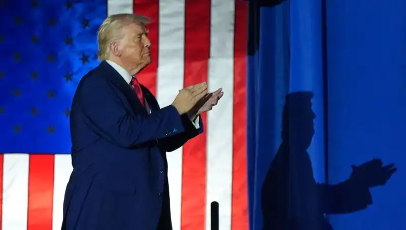 Trump, 100 Günde Tarihin En Köklü Değişimlerini Gerçekleştirdiğini Açıkladı