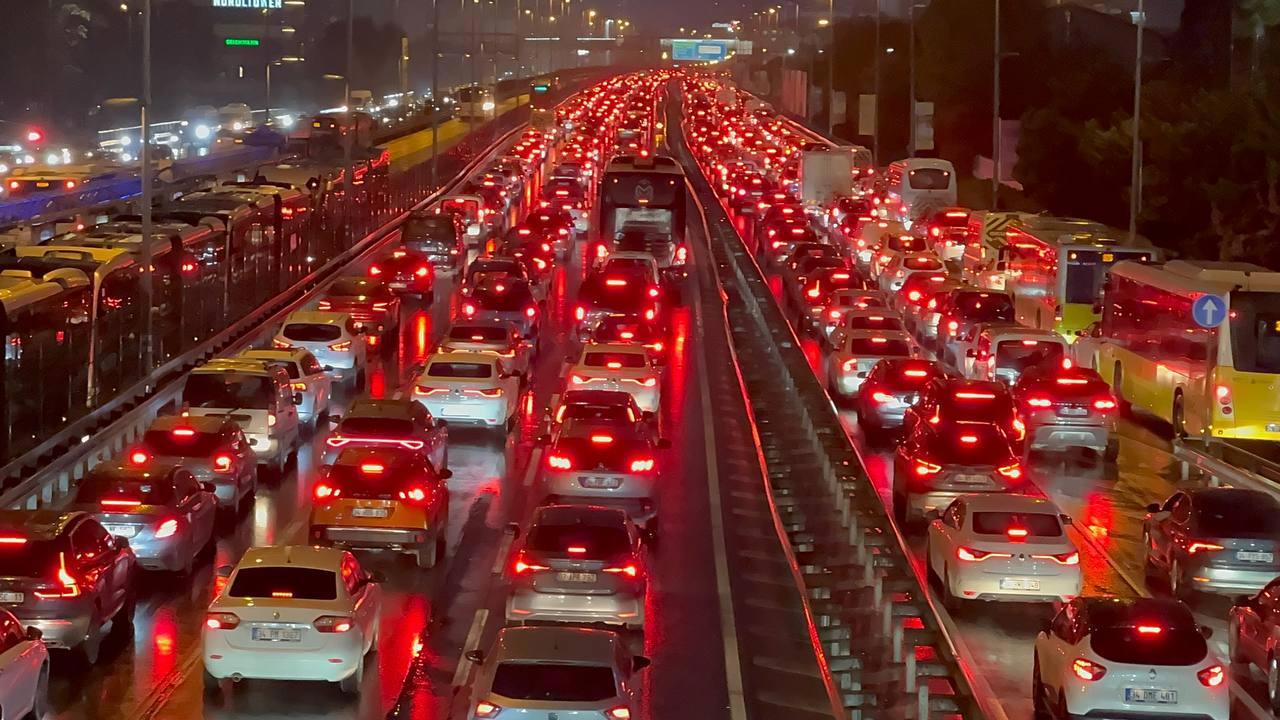 2025 Yılında Geçerli Olacak Trafik Cezaları Açıklandı.
