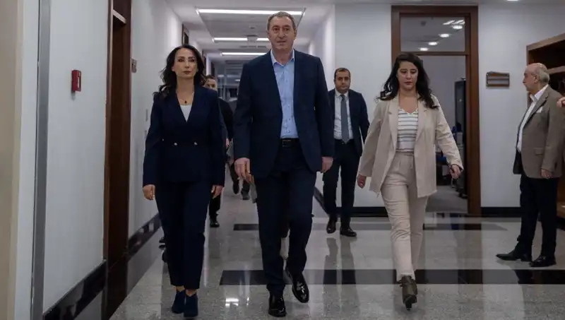 DEM Parti Heyeti, Siyasette Yeni Bir Dönemin Kapılarını Aralıyor!