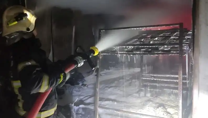 İşçilerin Kaldığı Konteynerde Yangın Paniği: Olayın Ayrıntıları Ortaya Çıktı