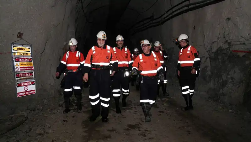 Bakan Işıkhan Altın Madenine Düzenlediği Ziyarette Değerlendirmelerde Bulundu