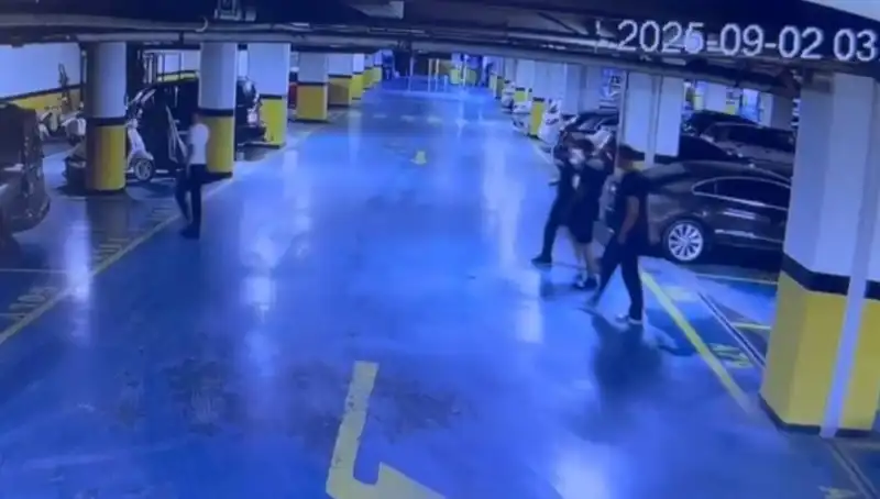 İzmir'de Tekstilci İş Adamı Kaçırıldı: Fidye İle Gözler Bağcılar'a Çevrildi