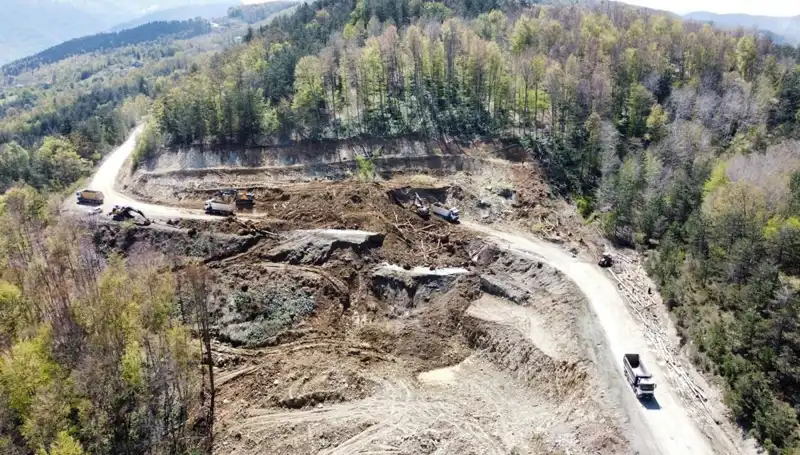 Kastamonu-Çatalzeytin Yolu Heyelanla Kapandı: Zararın Nedeni Ne?