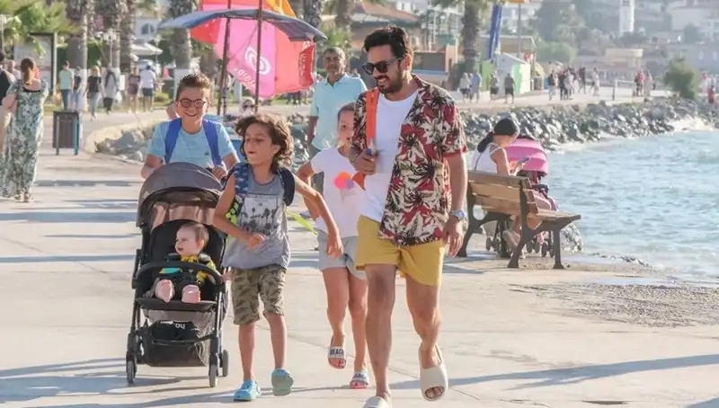"Ne Olacak Halim" Filmi: Yıldızlarla Dolu Kadrosuyla Dikkat Çekiyor