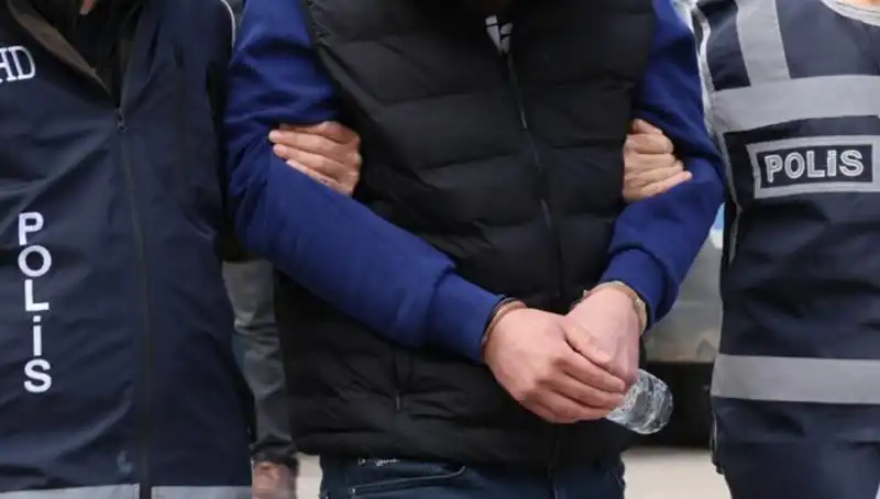 DAEŞ Operasyonunda 4 İlde Şok Gözaltılar: Neler Oluyor?