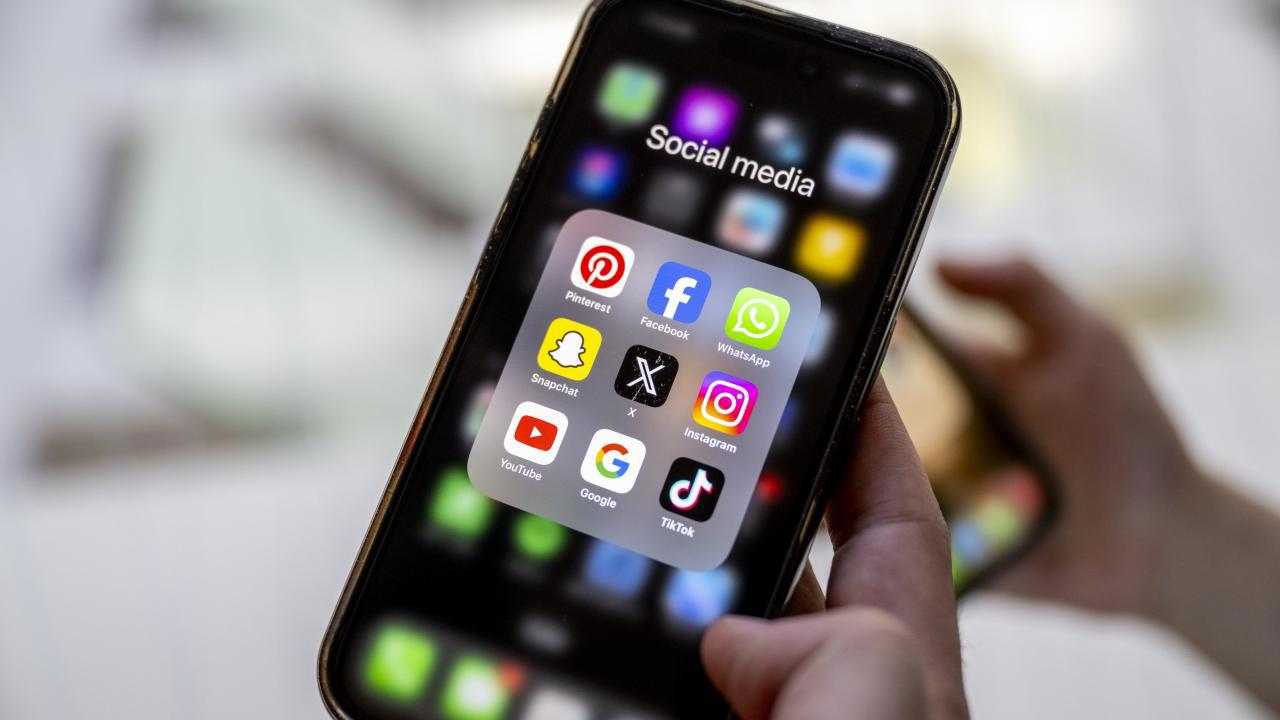 120 Bin 926 Sosyal Medya Hesabı Hakkında İşlem Yapıldı