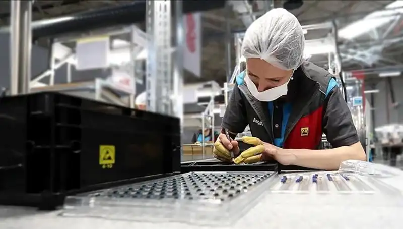 Foxconn, Yapay Zeka Dünyasına İddialı Bir Adım Atıyor: İlk Büyük Dil Modeli