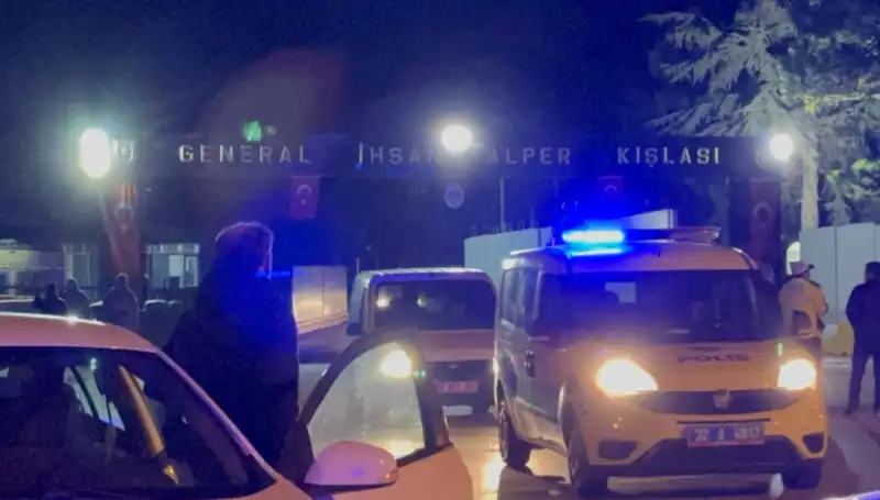 Somalili Askerler Kışlada Futbol Kavgasında Çatıştı: 24 Yaralı!